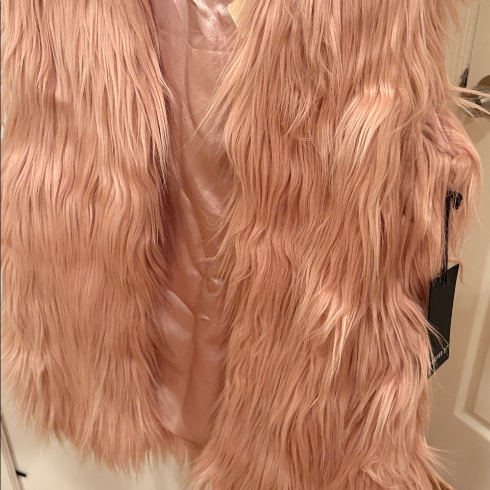 Pink Shaggy Faux Fur Vest - Picture 5 of 6